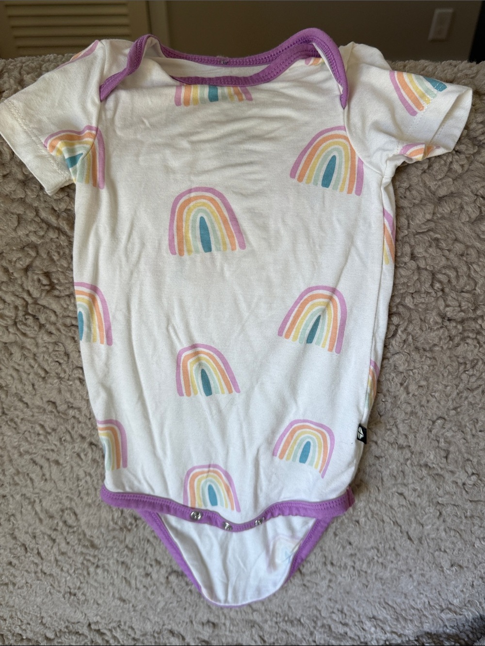 Kyte baby rainbow onesie